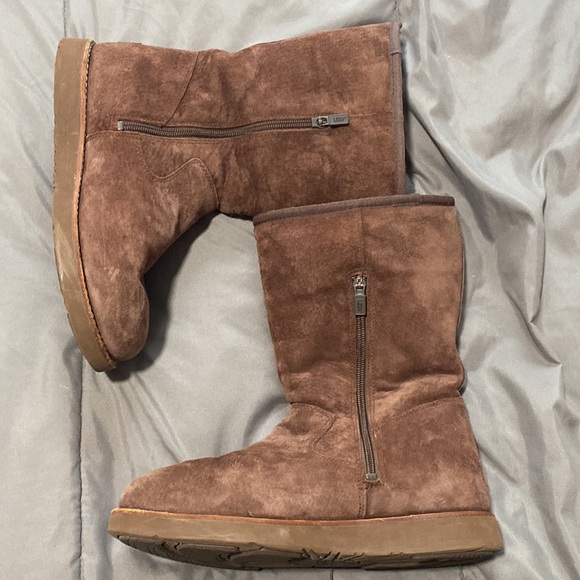 Ugg Fairfax -sz 9 - Picture 2 of 8